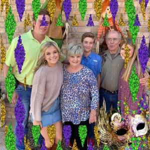 Meet your Posher, Debbie